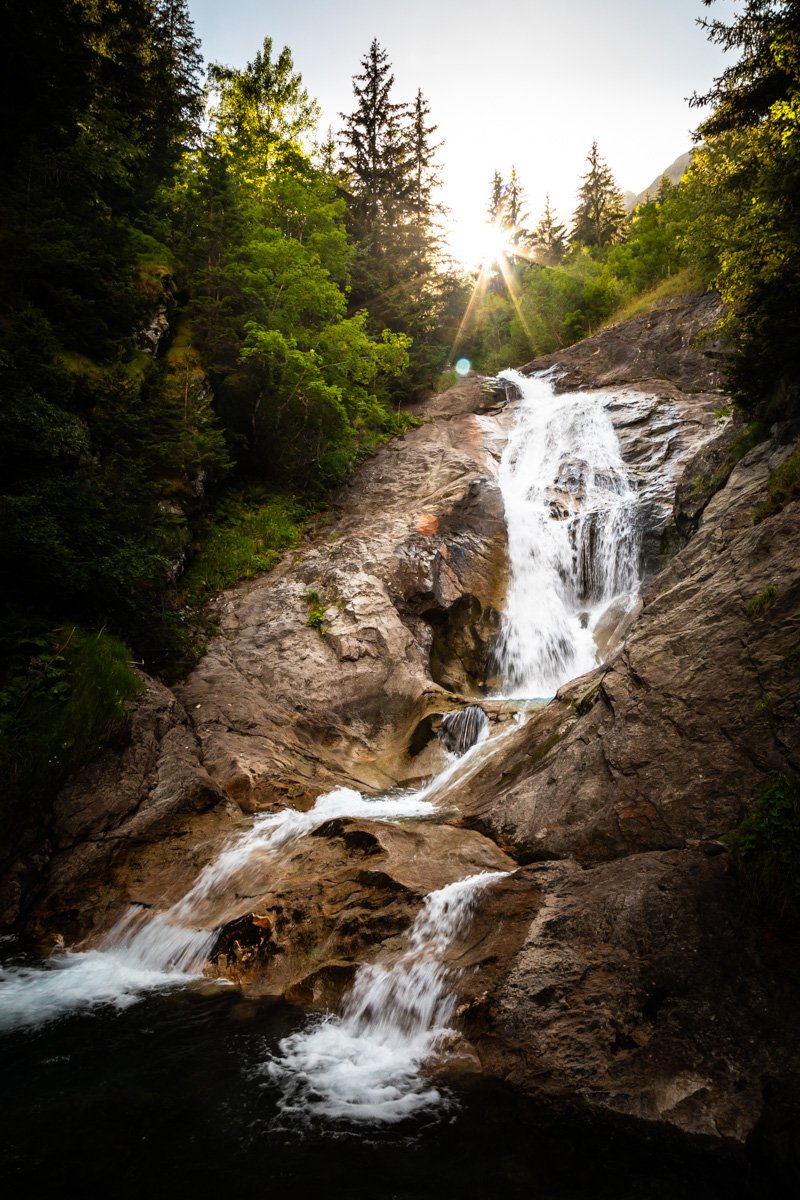 20 – Cascade en foret