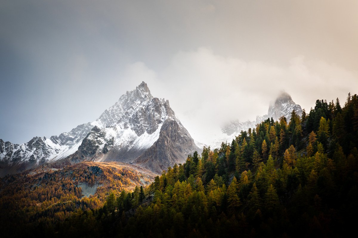 28 – Pics dans la brume